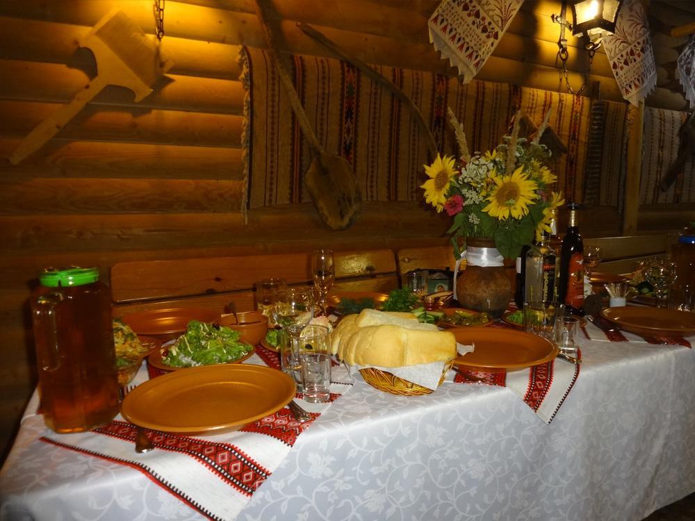 Okolitsa Hotel Kosovshchina Екстериор снимка