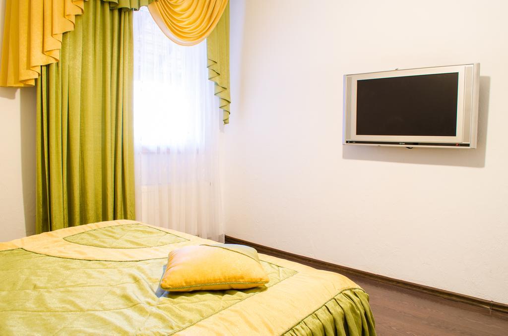 Okolitsa Hotel Kosovshchina Стая снимка