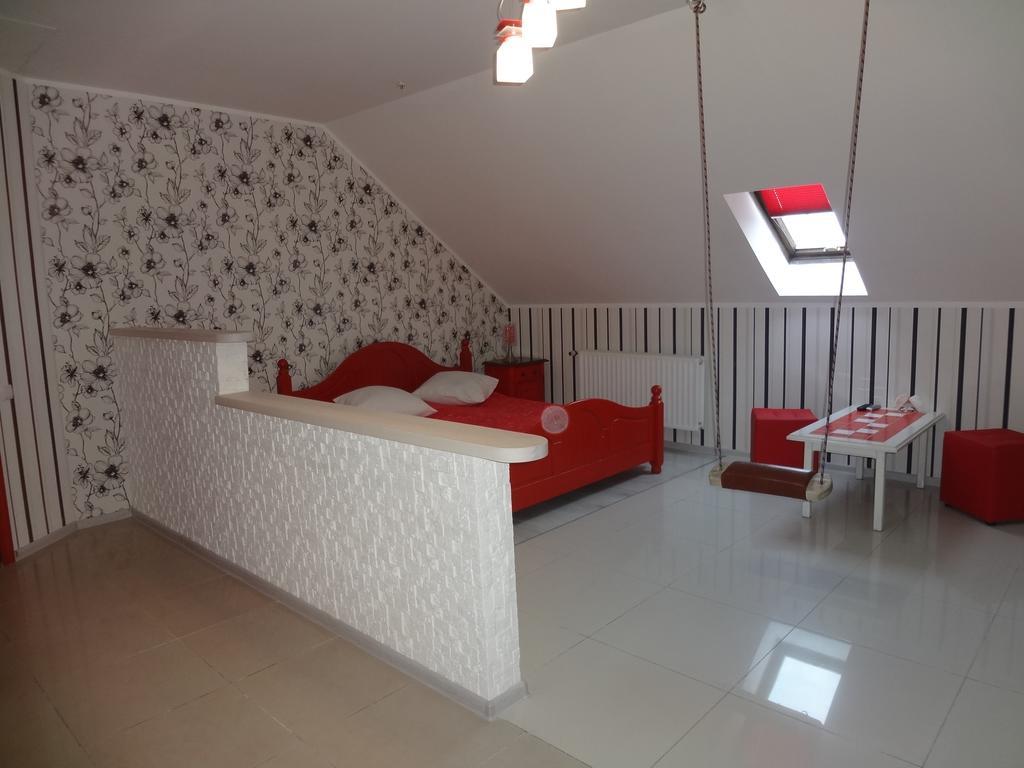 Okolitsa Hotel Kosovshchina Стая снимка